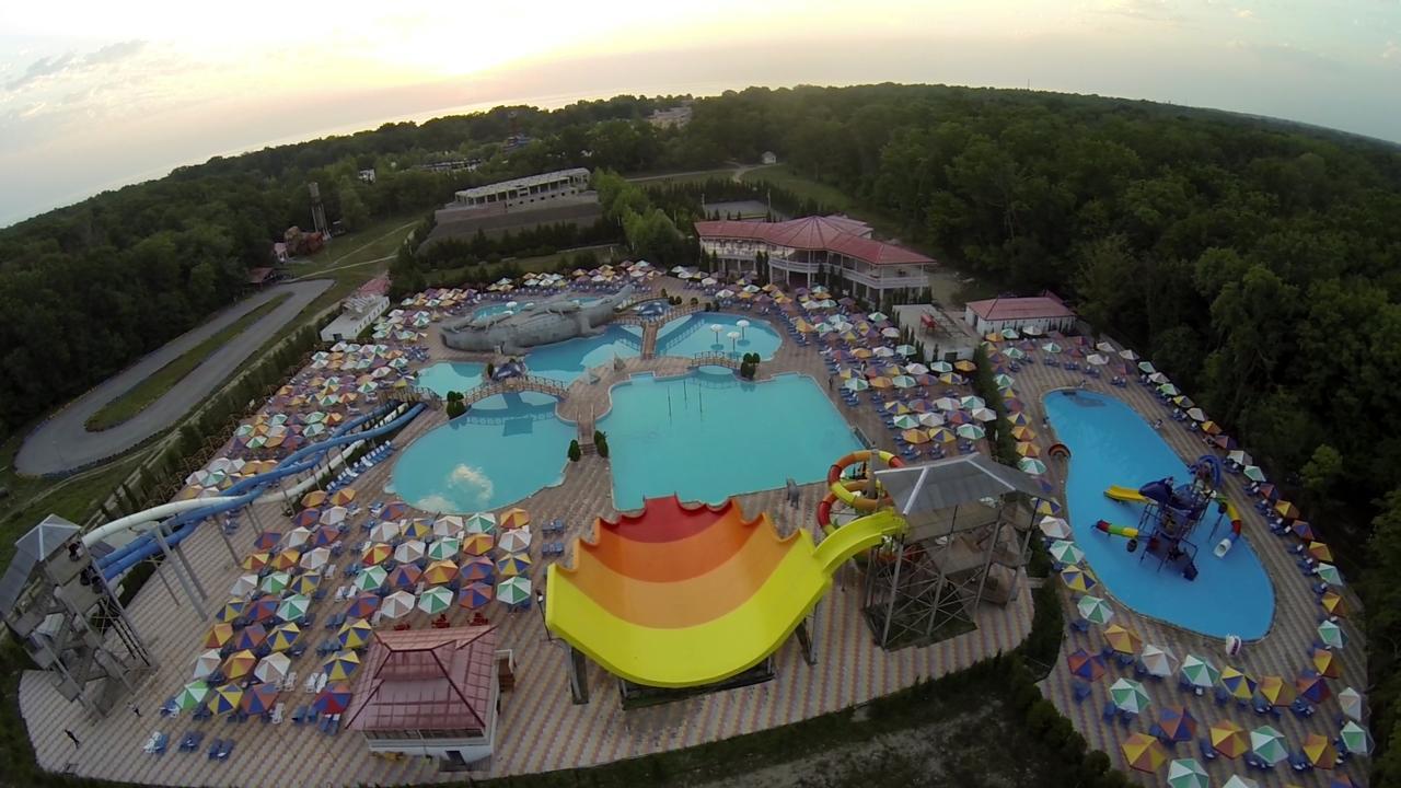Atlant Holiday Village Набрань Экстерьер фото